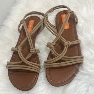 Rocket dog size 7 khaki/tan strappy sandals, flexible flat sole NWOT